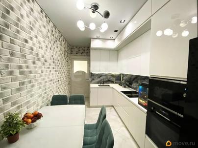 2-комн. квартира, 72.8 м&sup2;
