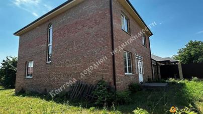 дом, 225.1 м&sup2;, 8.6 сотки