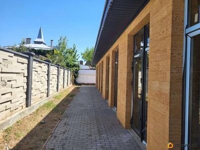 дом, 275 м&sup2;, 6 соток