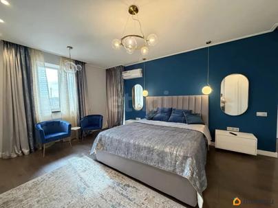 дом, 192.4 м&sup2;, 8.16 сотки