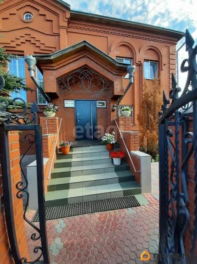 дом, 400 м&sup2;, 13.81 сотки