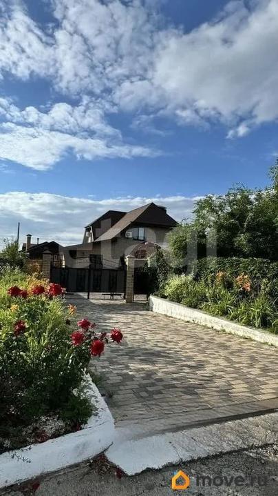 дом, 220 м&sup2;, 10 соток