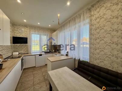 дом, 230 м&sup2;, 10 соток