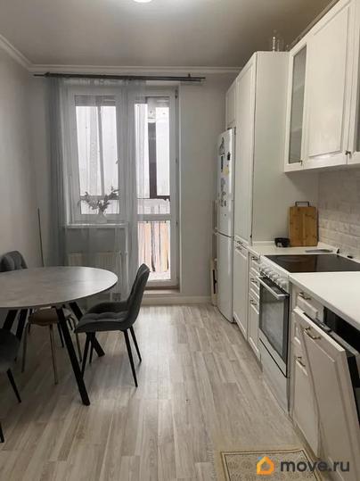 2-комн. квартира, 67.7 м&sup2;