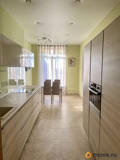 3-комн. квартира, 130 м&sup2;
